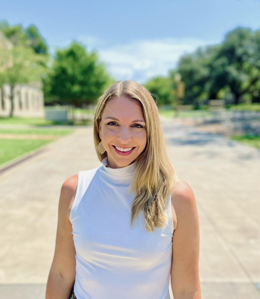 Dr. Kelly Johnston